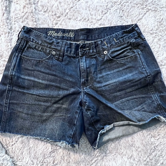 Madewell dark blue cut off shorts. Size 27. Mid rise - Picture 1 of 7